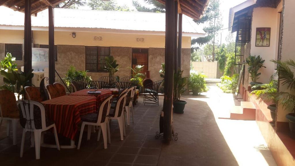 Mama Simba Bed And Breakfast Moshi Bagian luar foto