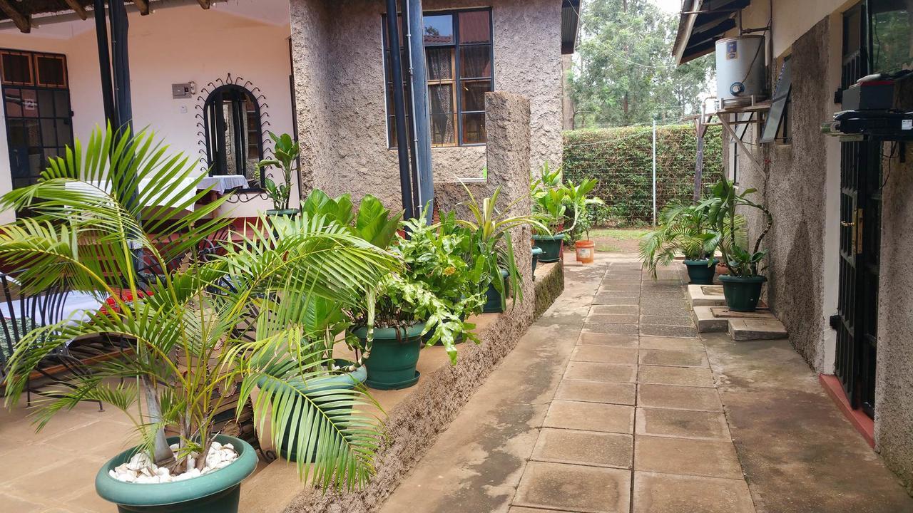 Mama Simba Bed And Breakfast Moshi Bagian luar foto
