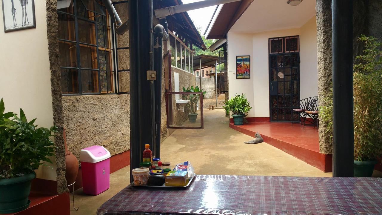Mama Simba Bed And Breakfast Moshi Bagian luar foto